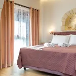 The Owl House Near Chania Centre *