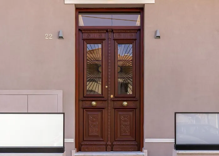 The Owl House Near Chania Centre *