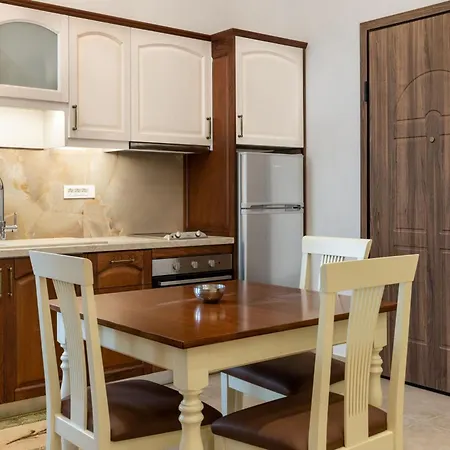 The Owl House Near Chania Centre דירה